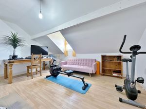 Photo 15- click for photo gallery